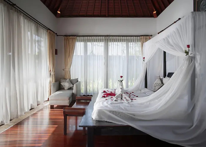 Bali Prime Seminyak By Kanaya Hospitality 科洛布坎