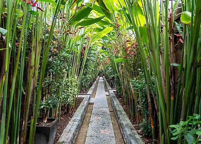 Bali Prime Seminyak By Kanaya Hospitality *