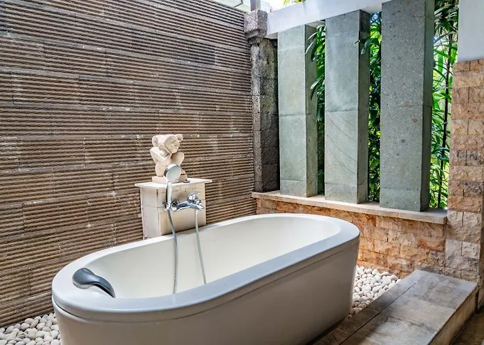 ヴィラ Bali Prime Seminyak By Kanaya Hospitality *